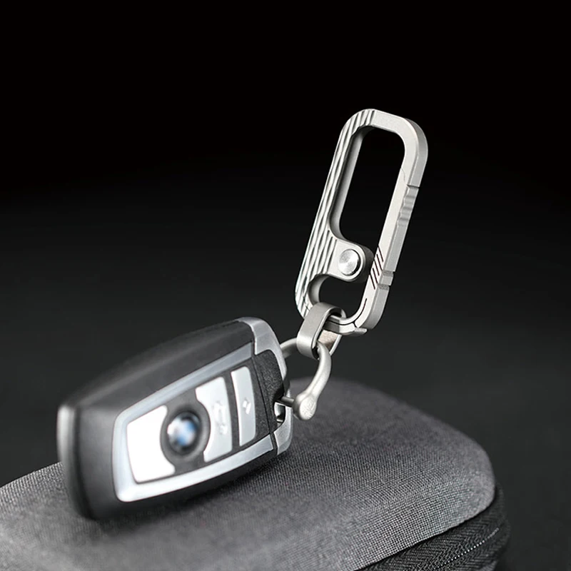 LLavero de coche de titanio de - Men'S Accessories Premium reseña y precio